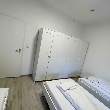 Appartement Sad401 Geraeumig Eingerichtete Monteurwohnung Schwandorf in Bayern