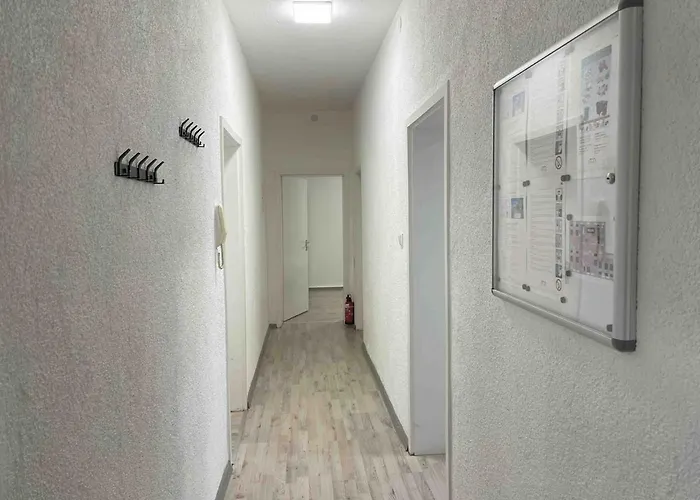 Sad401 Geraeumig Eingerichtete Monteurwohnung Apartament